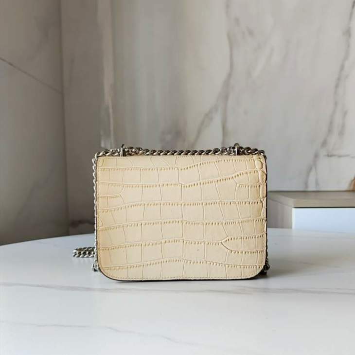 Picture of Tory Burch Handbags _SKUfw237713697fw